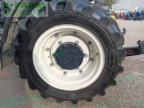 Tractor agrícola - New Holland - t4.90 f