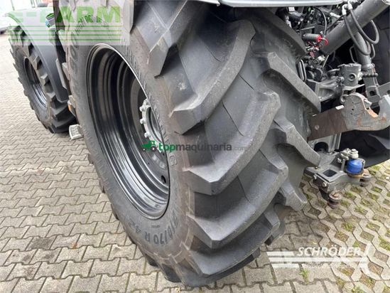 Tractor agrícola - Valtra - q 245