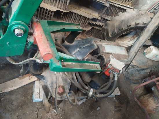 Vibrador frontal articulado 