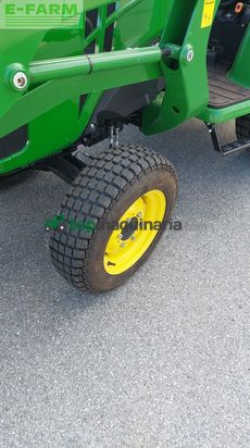 Tractor agrícola - John Deere - 3025E