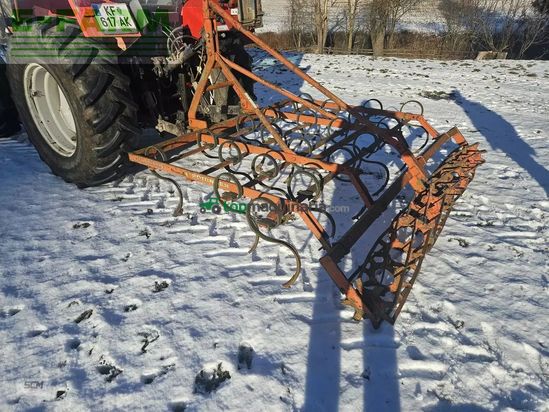 Cultivador - Pöttinger - leichtgrubber