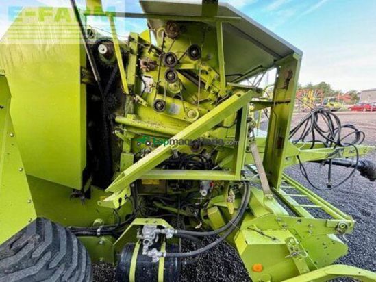 Empacadora gigant - Claas - rollant 255 rc uniwrap, presse