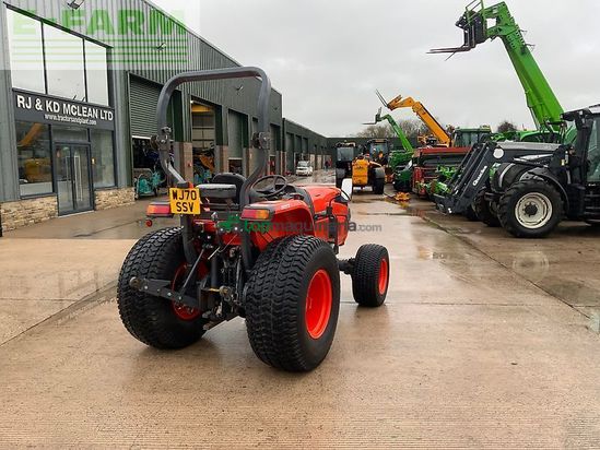 Tractor agrícola - Kubota - l1501 compact tractor (st25502)