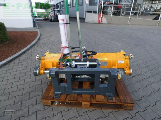 Riego -  - giant kehrmaschine 1200