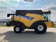 Cosechadora de Cereal - New Holland - cr9090 + v900