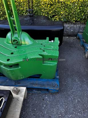 CONTRAPESA TRIPUNTAL DE ACERO FUNDIDO 1.200 KG