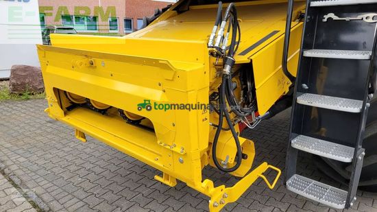 Cosechadora de Cereal - New Holland - cx 8.70 neumaschine