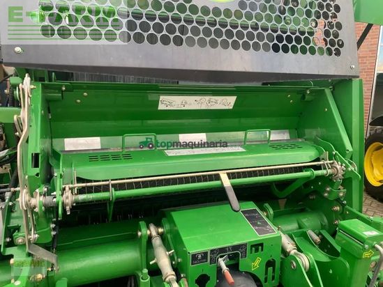 Empacadora gigant - John Deere - 990