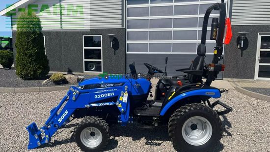 Tractor agrícola - Solis - h26 hst med frontlæsser og gardenpro dæk