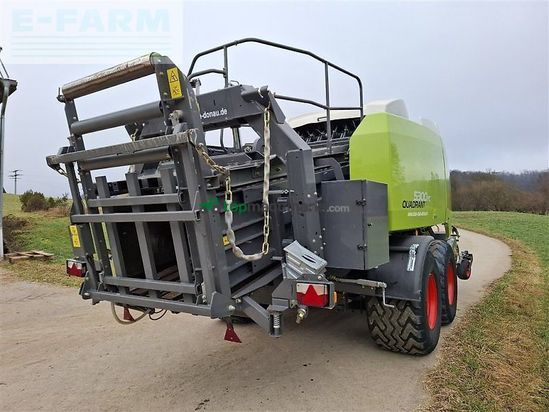 Empacadora gigant - Claas - quadrant 5300 fc