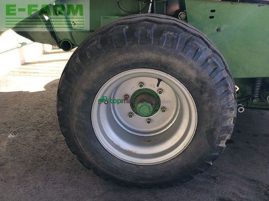 Empacadora gigant - Krone - vario pack 1500