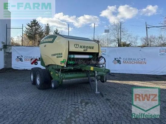 Empacadora gigant - Krone - comprima f125 xc