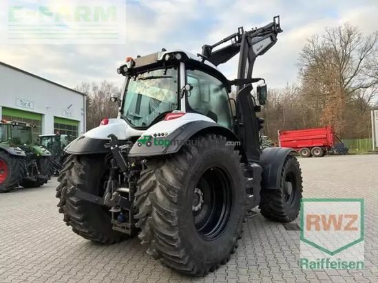 Tractor agrícola - Valtra - t215d