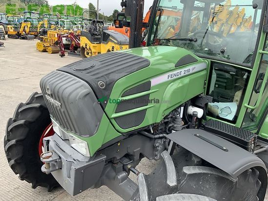 Tractor agrícola - Fendt - 210 (st23988)