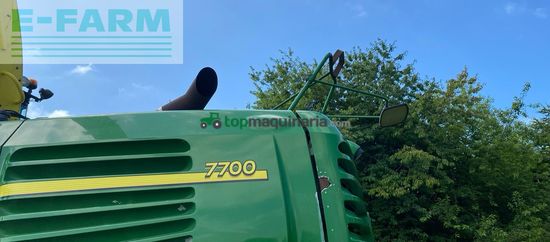 Cosechadora de Cereal - John Deere - 7700