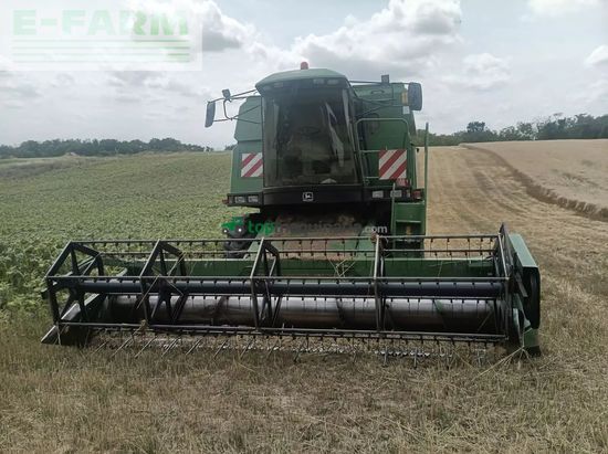 Cosechadora de Cereal - John Deere - 2256