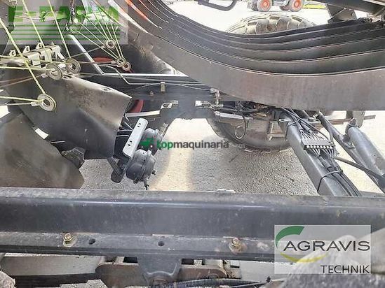 Empacadora gigant - Claas - quadrant 3300 fc t