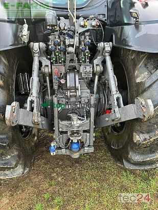 Tractor agrícola - Valtra - q305