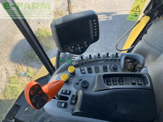 Cosechadora de Cereal - New Holland - cr 9070