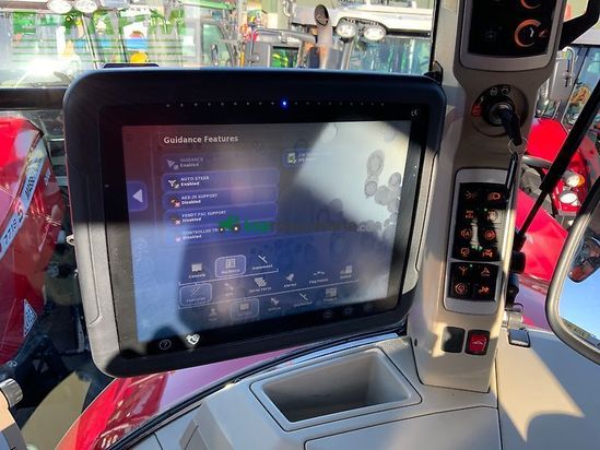 Tractor agrícola - Massey Ferguson - 8735 dyna vt tractor (st25013)