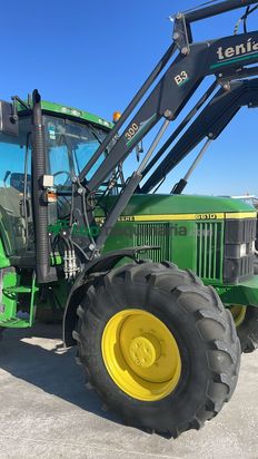Tractor agrícola - John Deere - 6610 con pala Tenias B3