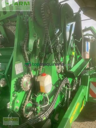 Empacadora gigant - John Deere - v451r