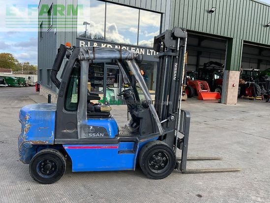Elevadora - Nissan - 30 forklift (st24877)
