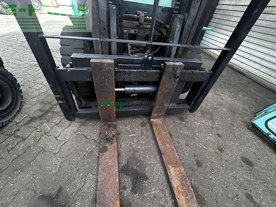 Elevadora - Mitsubishi - dieselstapler mit zinkenverstellung fd40k