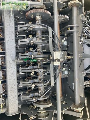 Empacadora gigant - Claas - quadrant 5200 fc tandem