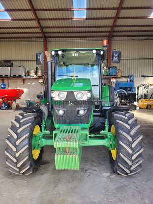 Tractor agrícola - John Deere - 6110 MC