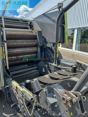 Empacadora gigant - Claas - rollant uniwrap 455 rc