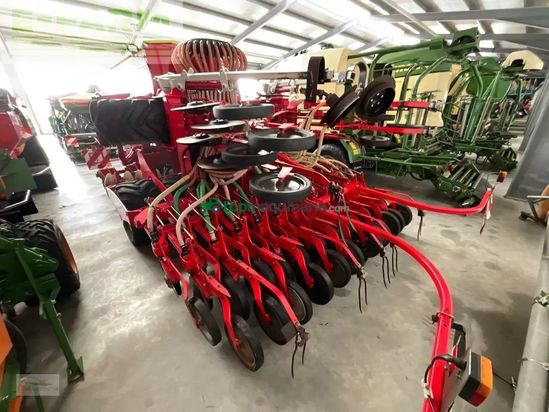 Sembradora - Pöttinger - terrasem c4 artis plus