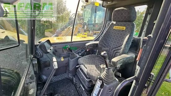 Excavadora - New Holland - e60c