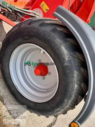 Rastrillo - Kuhn - merge maxx 950 - bandschwader