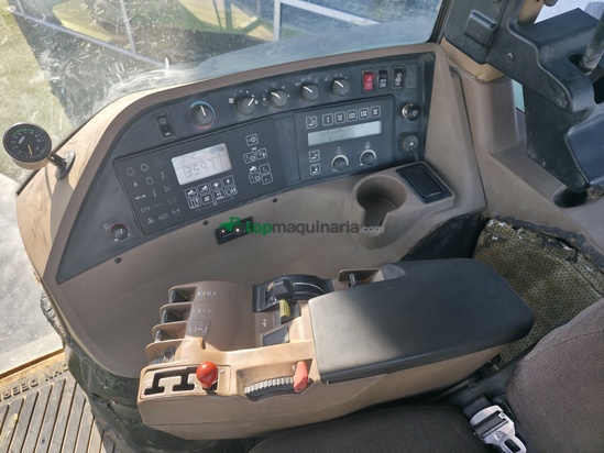 Tractor agrícola - John Deere - 8200