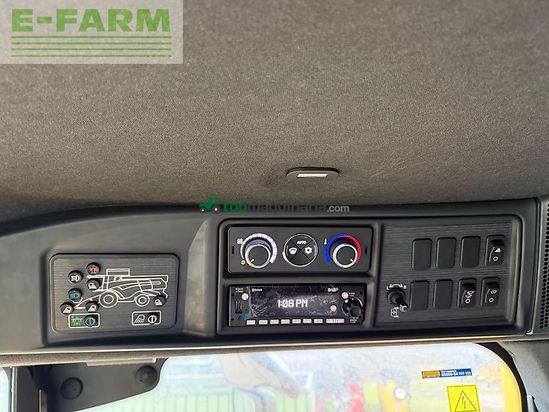 Cosechadora de Cereal - New Holland - ch7.70