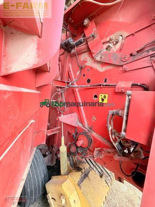 Empacadora gigant - New Holland - 640 b bale command
