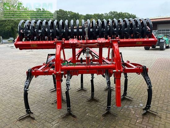 Cultivador - Kuhn - cultimer l300