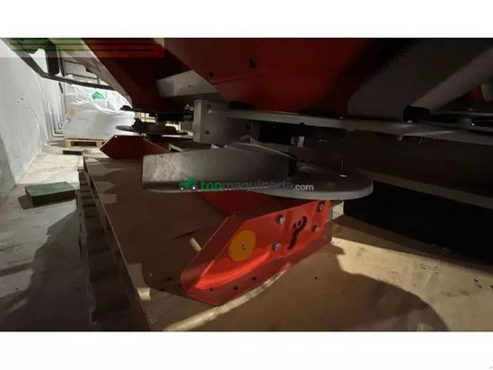 Esparcidor - Kuhn - axis401wt25