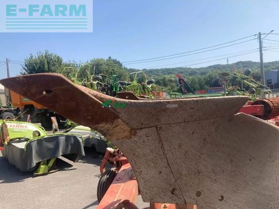 Arado - Gregoire Besson - charrue rb 41