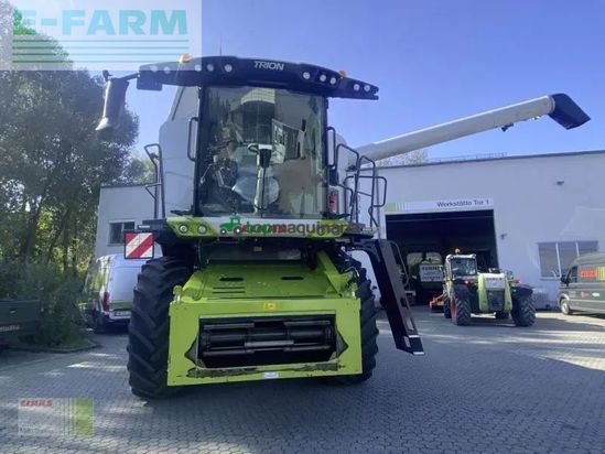 Cosechadora de Cereal - Claas - trion 530 mit vario 620