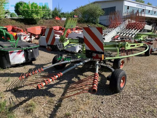 Rastrillo - Claas - liner 750 twin