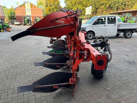 Arado - Kuhn - vari master 1525t