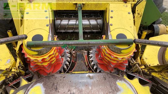 Cosechadora de Cereal - John Deere - 6750