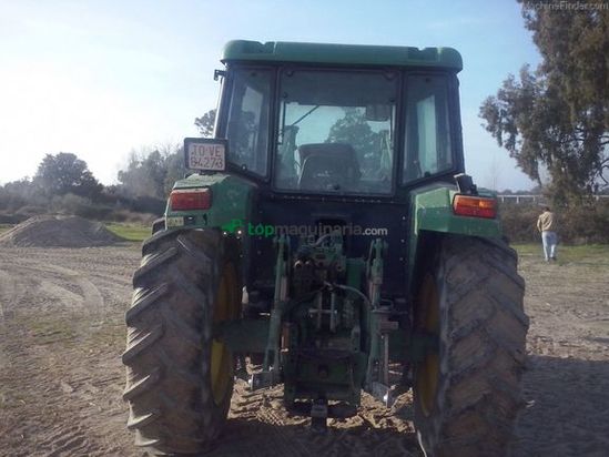 Tractor agrícola - John Deere - 6200 con pala