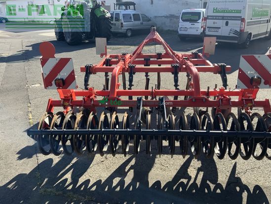 Cultivador - Kuhn - cultimer 300