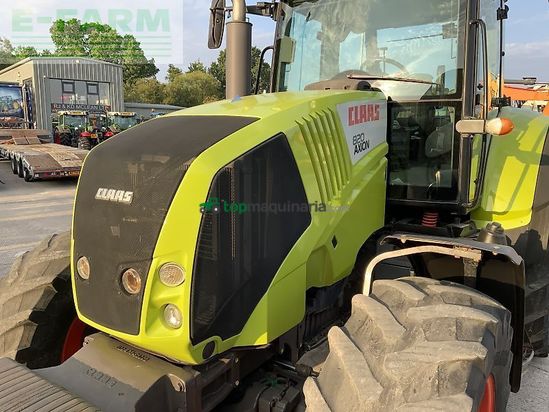 Tractor agrícola - Claas - 820 axion tractor (st23326)