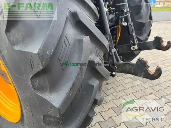 Tractor agrícola - JCB - 8310