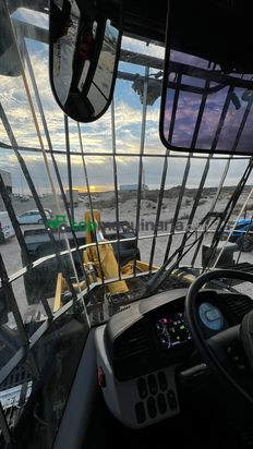 Pala cargadora  Komatsu WA270-8E0