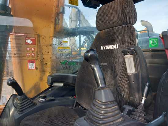 Excavadora HYUNDAI HW180